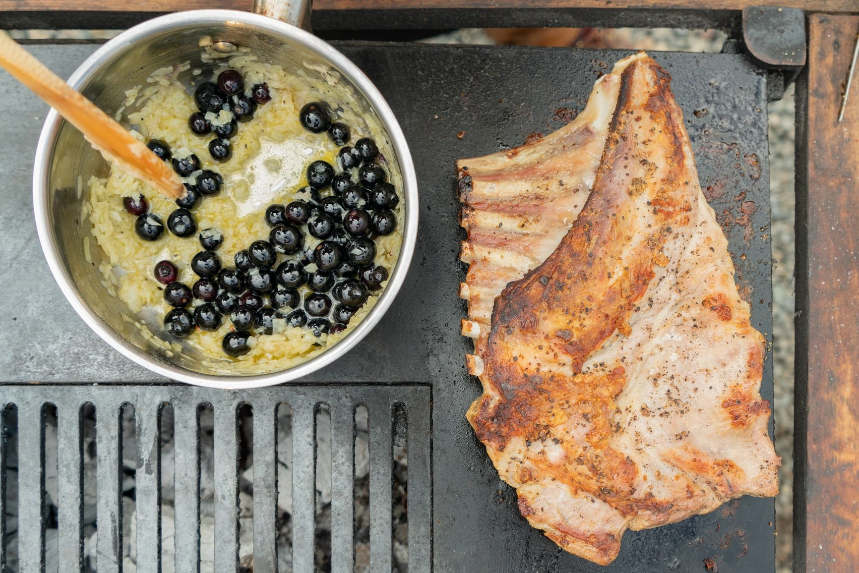 Reducción de Arandanos y Vino para Cordero