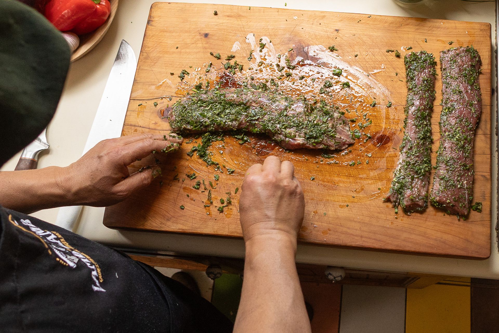 Lomo de Cordero a las finas hierbas envuelto en Crepinnette